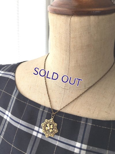 画像8: K18クローバーの透かし細工ペンダントb