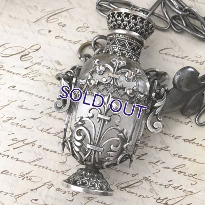 画像18: フルール・ド・リスのシャトレーン