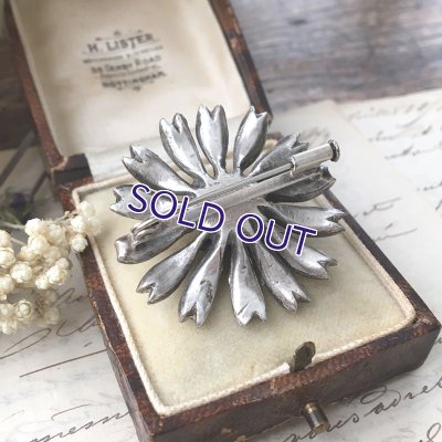 画像8: ガラスのシルバーフラワーブローチB