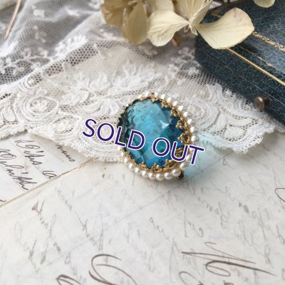 画像4: パールとブルーガラスのオーバルブローチ