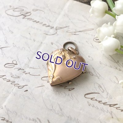 画像6: スズランとシードパールのゴールドロケットペンダント