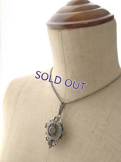 画像12: サフィレットのロケットペンダント