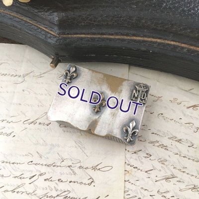 画像10: NDとフルールドリスのマッチケース