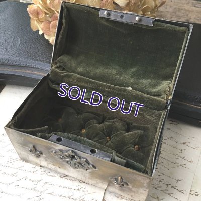 画像13: フルールドリスとサラマンダー紋章のジュエリーボックス