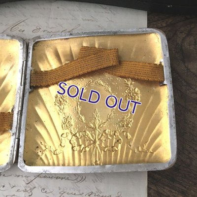 画像10: リボンとバラのガーランドシガレットケース