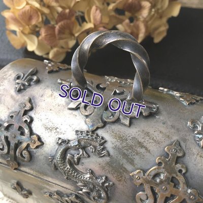 画像10: フルールドリスとサラマンダー紋章のジュエリーボックス