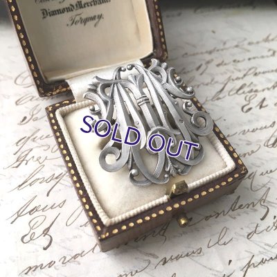 画像3: 「MT」モノグラムのシルバーブローチ