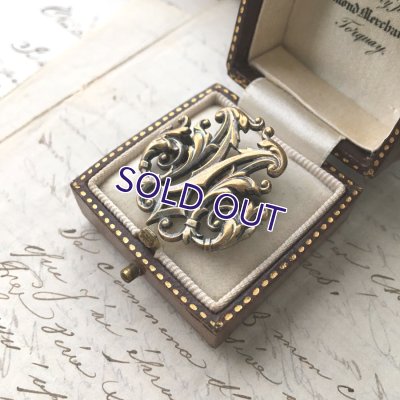 画像3: 「M」モノグラムのブローチ