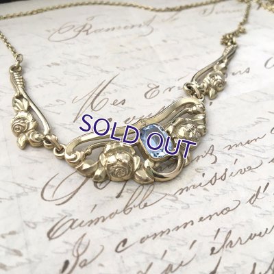 画像5: ブルーガラスとバラのゴールドネックレス