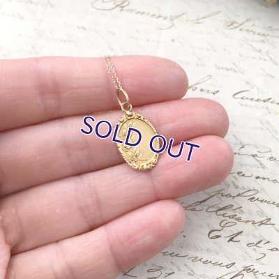 画像6: 金18 小さな花の彫金ペンダント