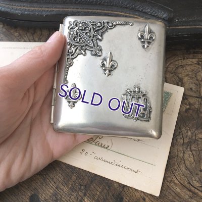 画像11: フルールドリスとND紋章のシガレットケース