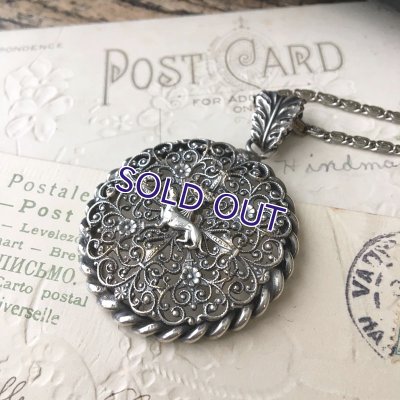 画像3: エルミン紋章の透かし細工ペンダント