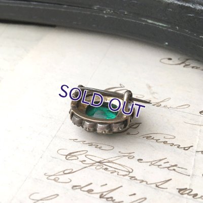 画像8: エメラルドガラスのプチブローチ