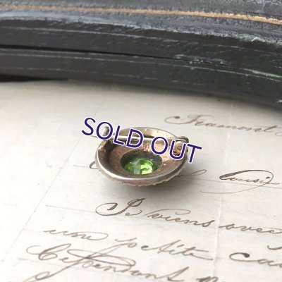 画像8: ペリドットガラスのサークルブローチ