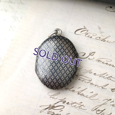 画像3: 銀製ニエロ細工のロケットペンダント