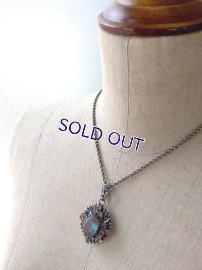 画像14: 葡萄の葉とサフィレットのシルバーロケットペンダント