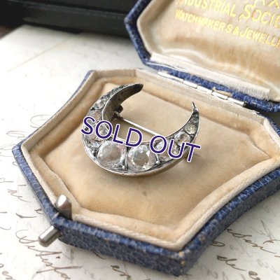 画像3: 銀製 ペーストガラスの三日月ブローチ