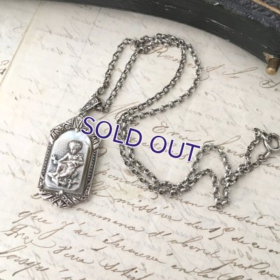 画像8: マザーオブパールとプットーのシルバーペンダント