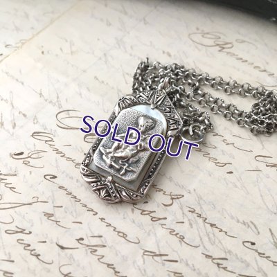 画像4: マザーオブパールとプットーのシルバーペンダント