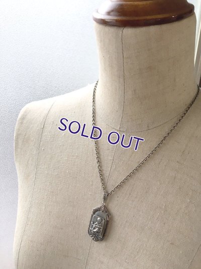 画像12: マザーオブパールとプットーのシルバーペンダント