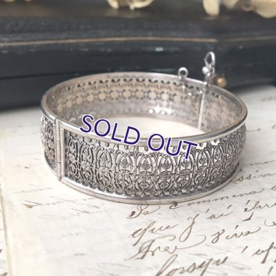 画像7: 銀製 アラベスク文様の透かし細工バングル