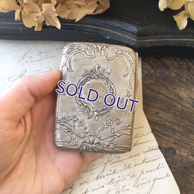 画像12: ロカイユと花々のシガレットケース