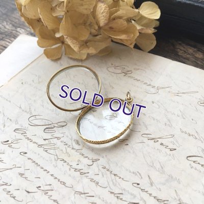 画像8: ガラスのゴールドロケットペンダント