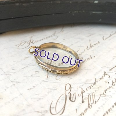 画像10: ガラスのゴールドロケットペンダント