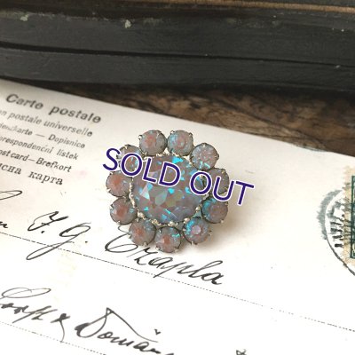 画像10: 濃色サフィレットのデイジーブローチ