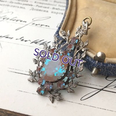 画像11: サフィレットのペンダント