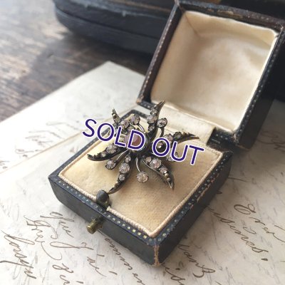 画像8: サフィレットのスワールブローチ