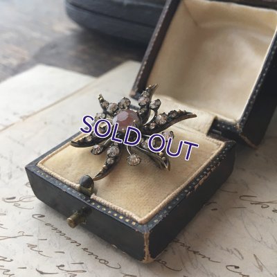 画像4: サフィレットのスワールブローチ