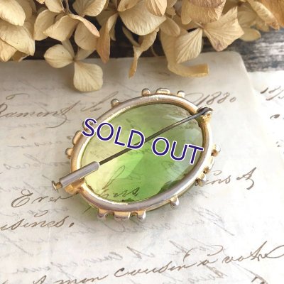 画像5: 大きなグリーンガラスのオーバルブローチ