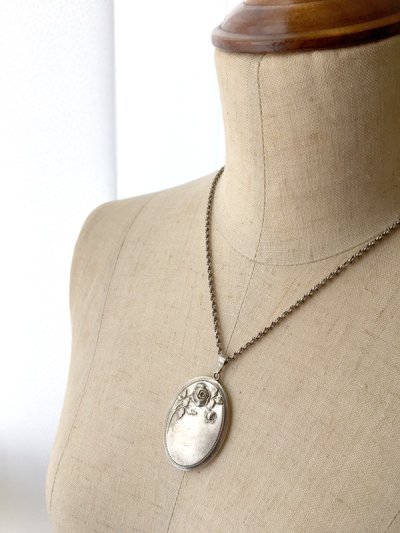 画像9: バラのジャーマンシルバーペンダント