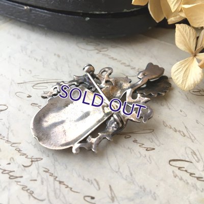 画像7: 騎士とフルールドリスの紋章ブローチ