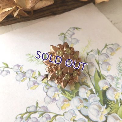 画像4: パールとバイカラーゴールドの花のブローチ