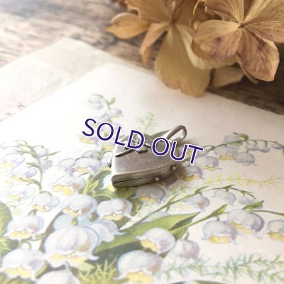 画像4: 銀製 小さなハート型ロケットペンダント