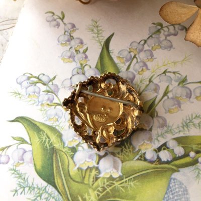 画像4: パールとアカンサス文様のゴールドブローチ