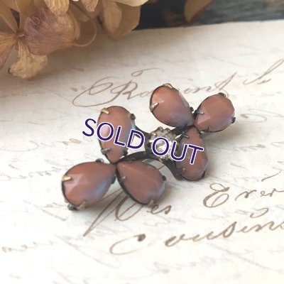 画像4: ローズカットサフィレットのクローバーブローチ