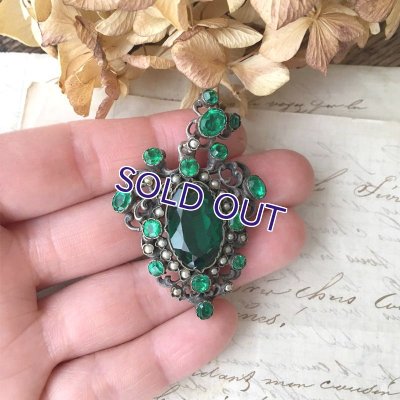 画像11: エメラルドガラスのロケットペンダント