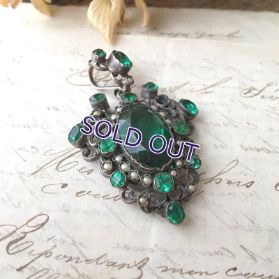 画像5: エメラルドガラスのロケットペンダント