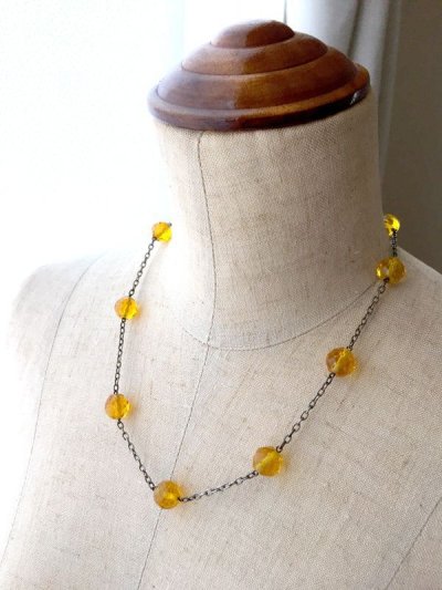 画像11: オレンジ蛍光ガラスのビーズネックレス