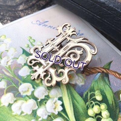 画像7: 『LP』イニシャルモノグラムのゴールドブローチ