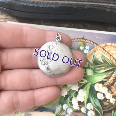 画像9: 銀製 スズランのロケットペンダント