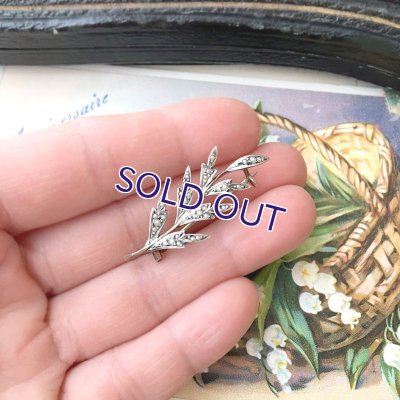 画像10: 銀製 シードパールのリーフブローチ