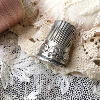 画像4: 銀製 バラ模様のシンブル