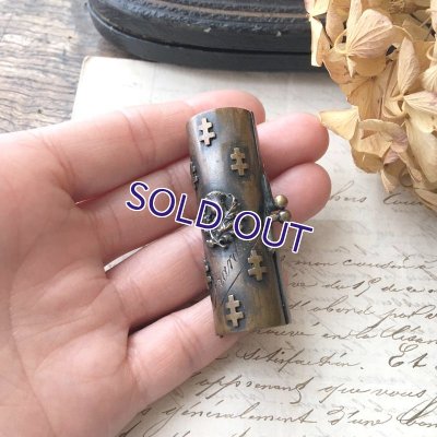 画像11: ロレーヌ十字とアザミの紋章の小さな香水瓶入れ