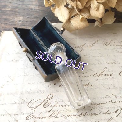 画像7: ロレーヌ十字とアザミの紋章の小さな香水瓶入れ