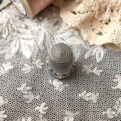 画像5: 銀製 バラ模様のシンブル