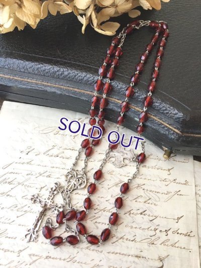 画像10: 百合十字の赤ガラスロザリオ